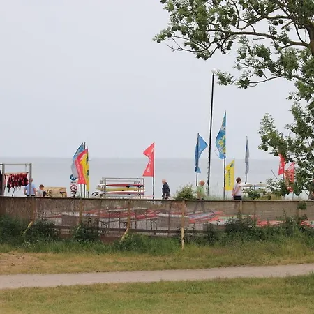 Danish Annik Wolpers