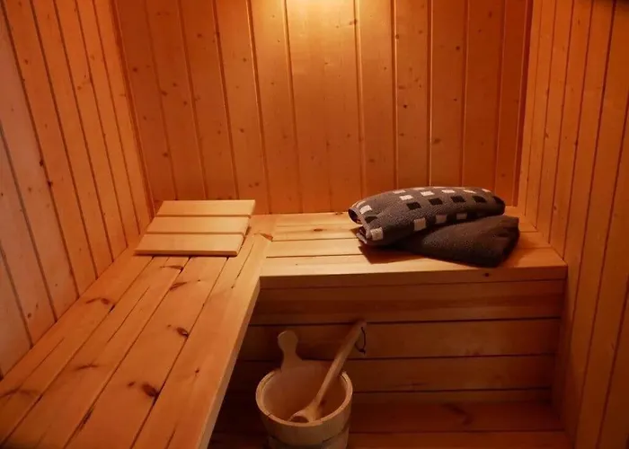 Danish Annik Wolpers *